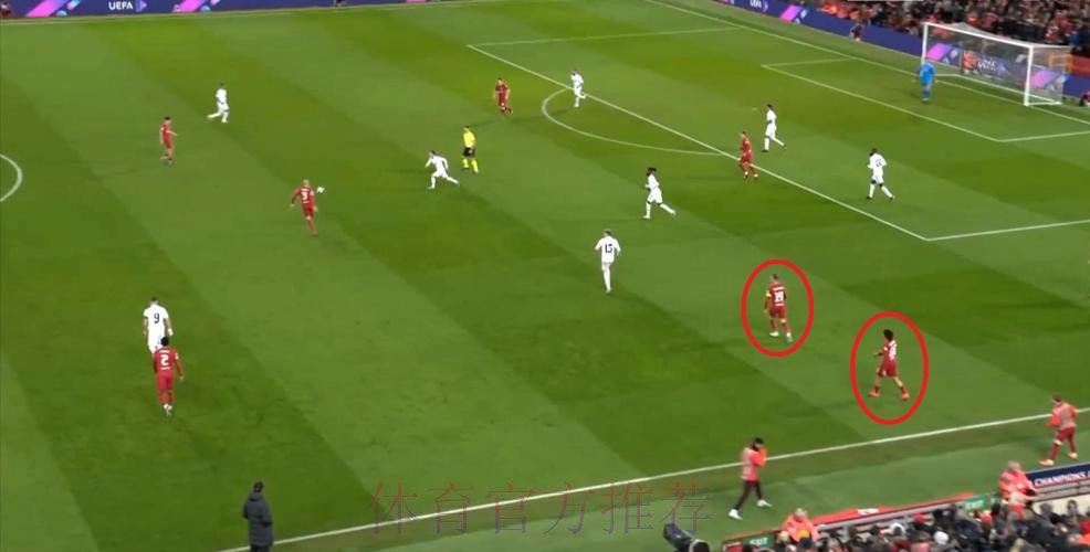 欧冠-皇马5-2利物浦 本泽马2球 双方门将巨大失误 欧冠-皇马5-2利物浦 本泽马2球 双方门将巨大失误